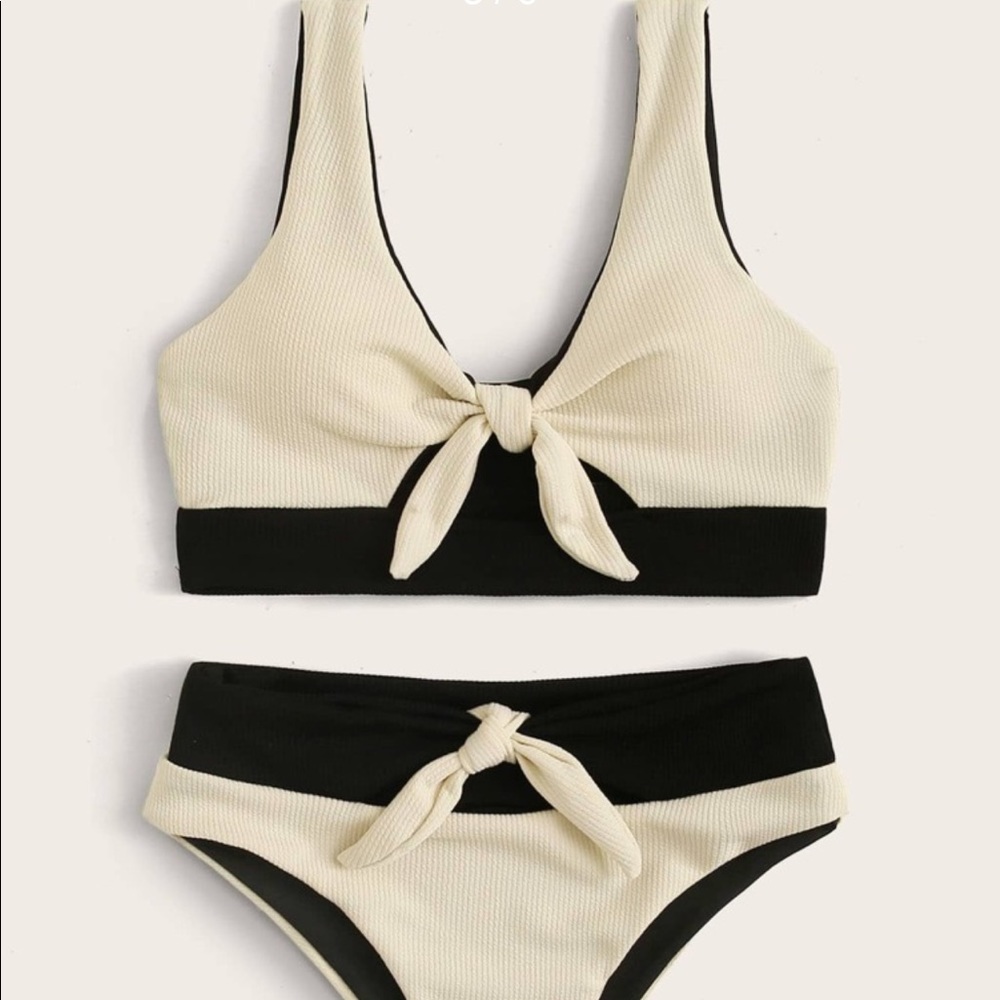 Two Tone Ribbed Knot Front Bikini Set - Picture 4 of 9